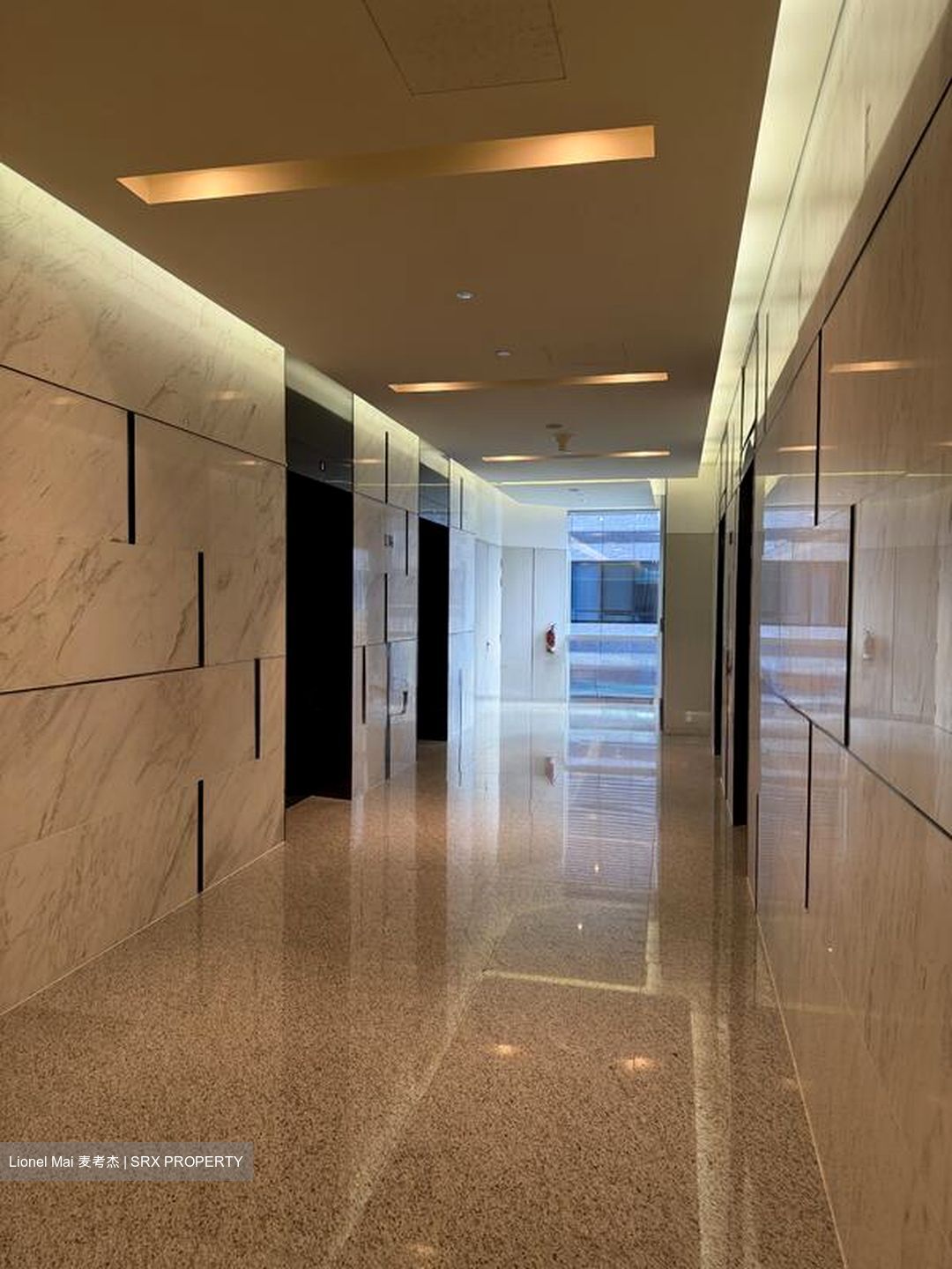 Sbf Center (D1), Office #511124671